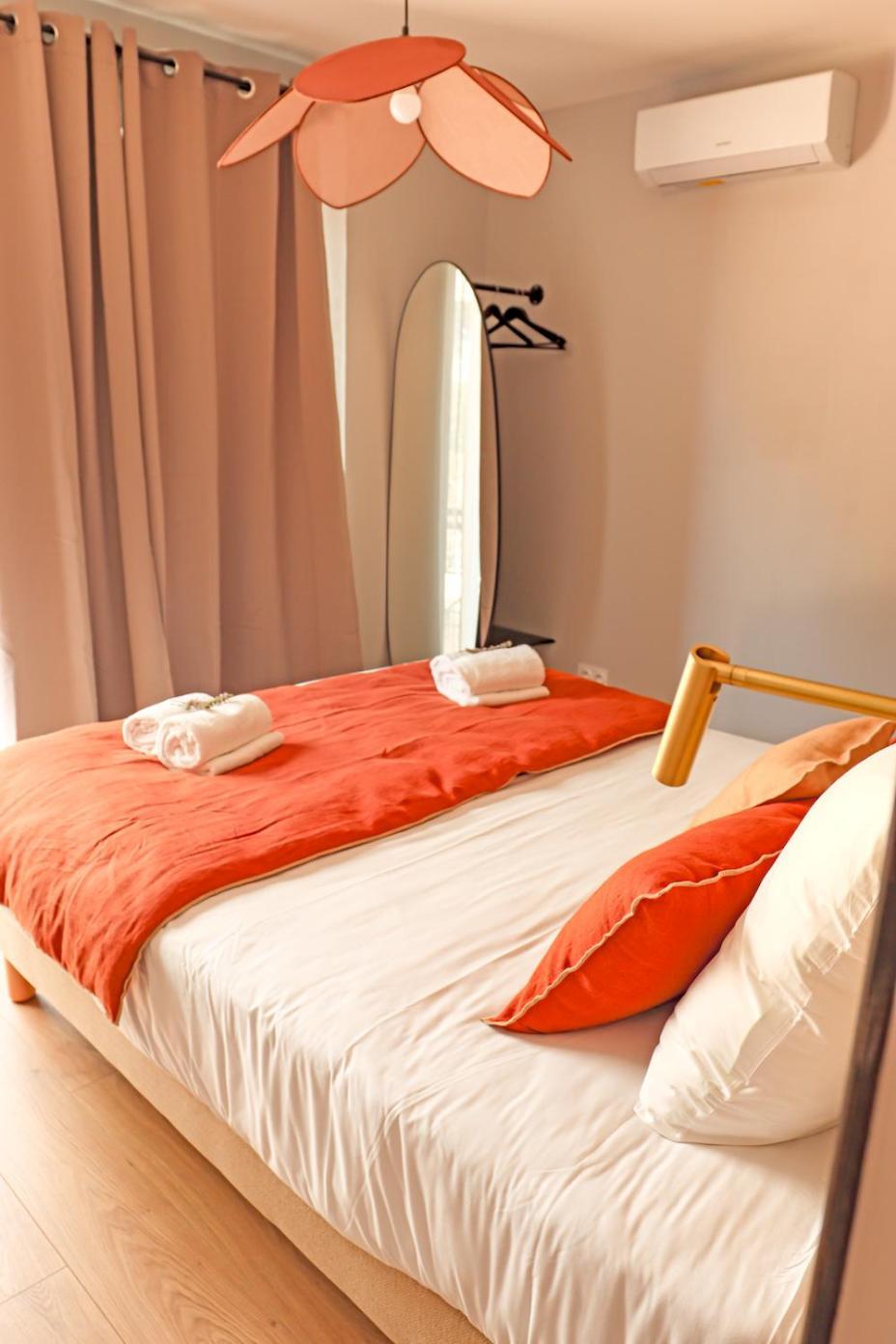 Les Gites De Laure - L'Eden Romantique, Chambres Hotes, Spa Prive, Couloir De Nage, Adults Only Malves-en-Minervois ภายนอก รูปภาพ