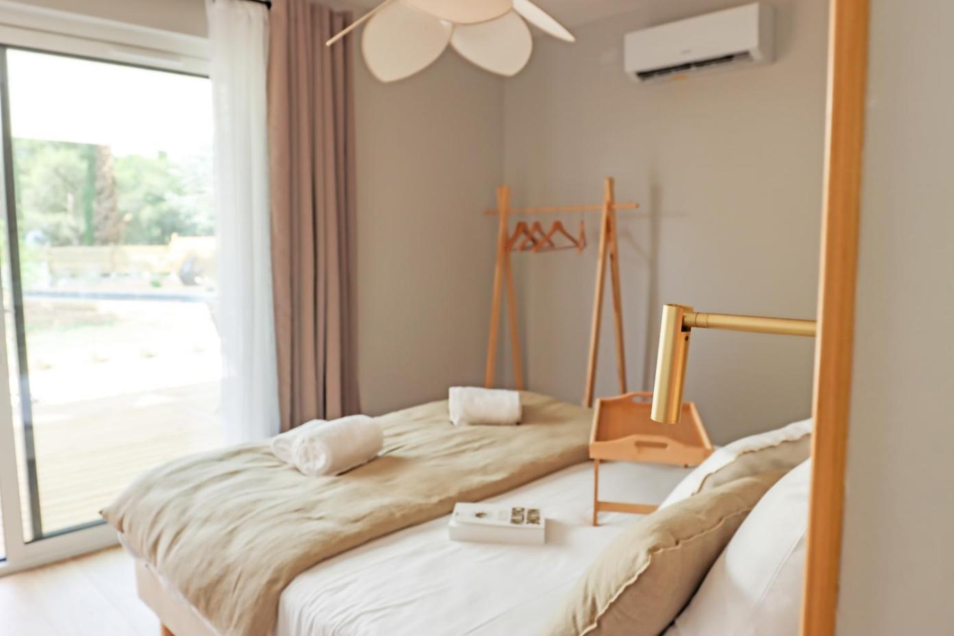 Les Gites De Laure - L'Eden Romantique, Chambres Hotes, Spa Prive, Couloir De Nage, Adults Only Malves-en-Minervois ภายนอก รูปภาพ