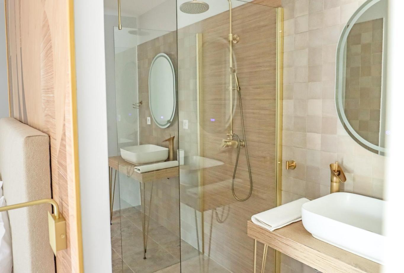 Les Gites De Laure - L'Eden Romantique, Chambres Hotes, Spa Prive, Couloir De Nage, Adults Only Malves-en-Minervois ภายนอก รูปภาพ